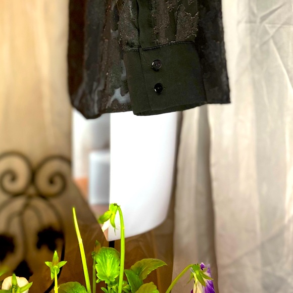 Very Cute Black Sheer Blouse w/ Flower Print! - Picture 5 of 5